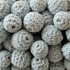 Hovedbilde Heklede Perleballer- 10 stk Lysebl&aring;