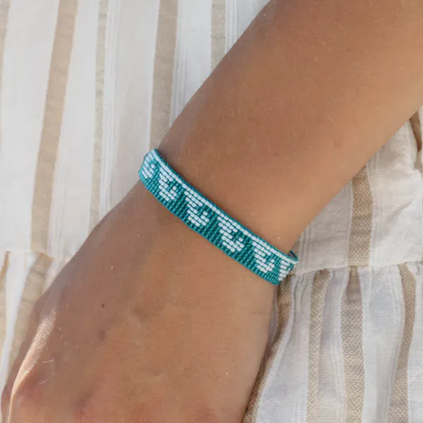 "Melayang Wave" -Perle Armb&aring;nd
