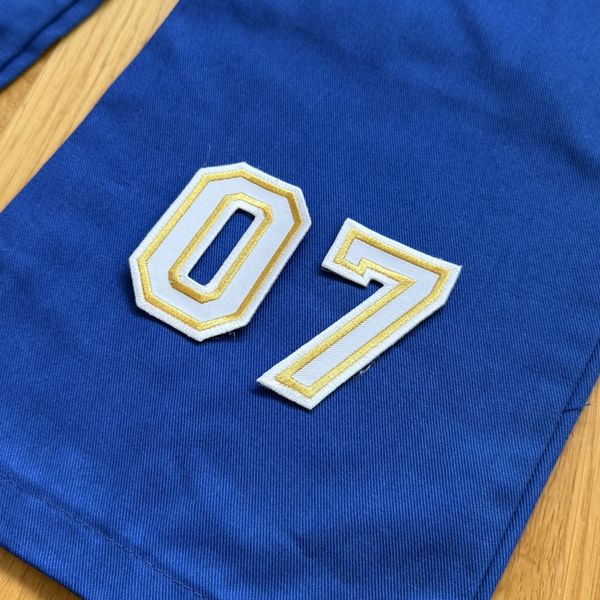 "College" Patch Tall - Hvit & Gull